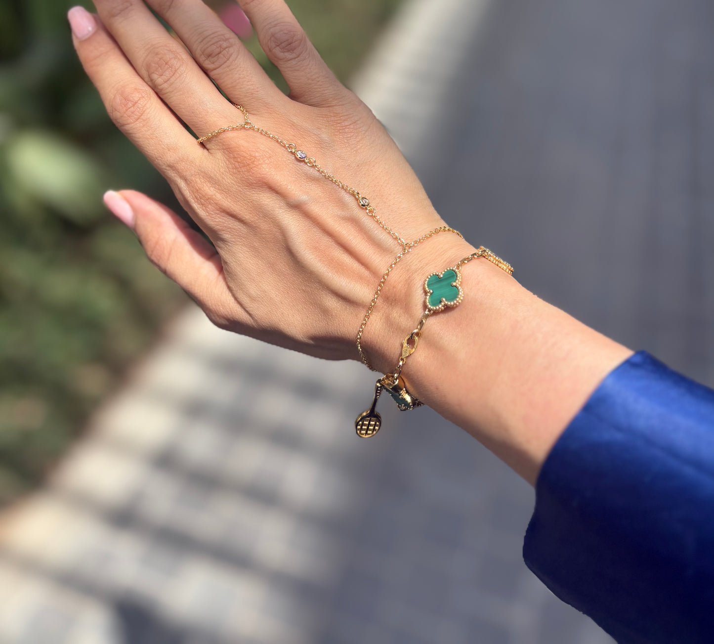 Golden Hand chain (2 stones)
