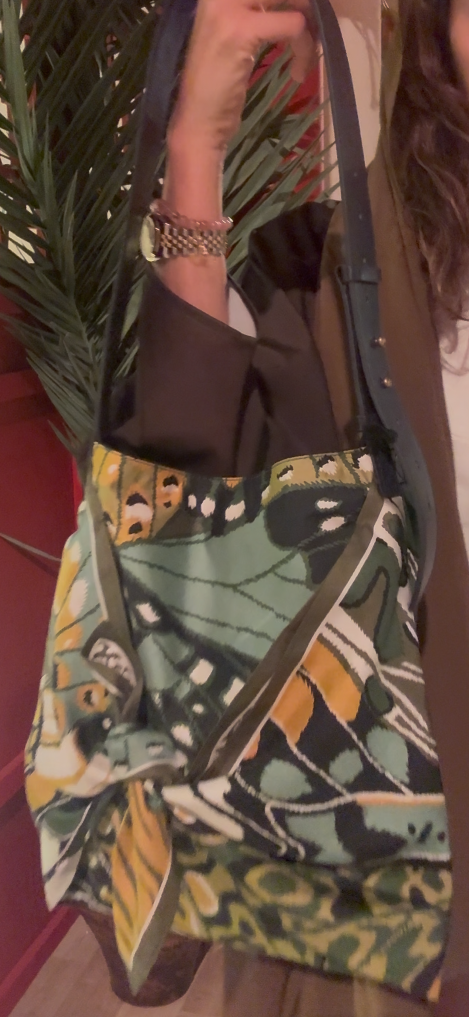 Silk scarf Printed Handbag شنطة شال الحرير